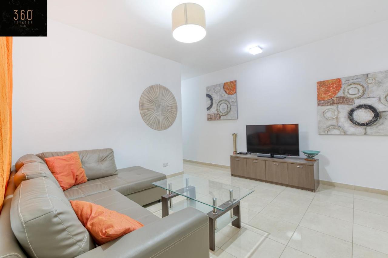 Charming Home Meters From The Seafront With Terrace By 360 Estates เซนต์พอลส์เบย์ ภายนอก รูปภาพ